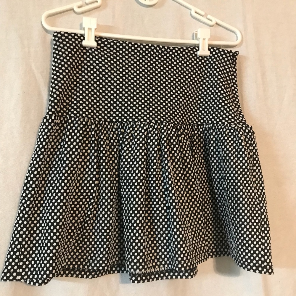 Cute Black and White Skirt by Collective Concepts